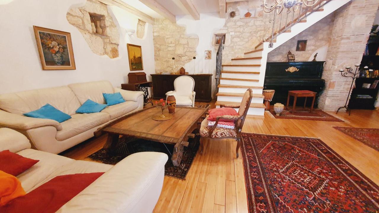 Villa Kazun With Private Pool And Two Gardens Marčana Exterior foto